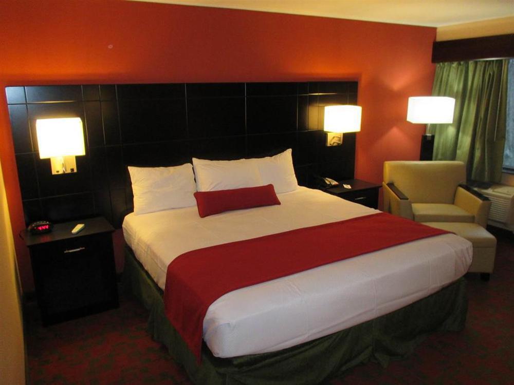 Best Western Plus Poconos Hotel Tannersville