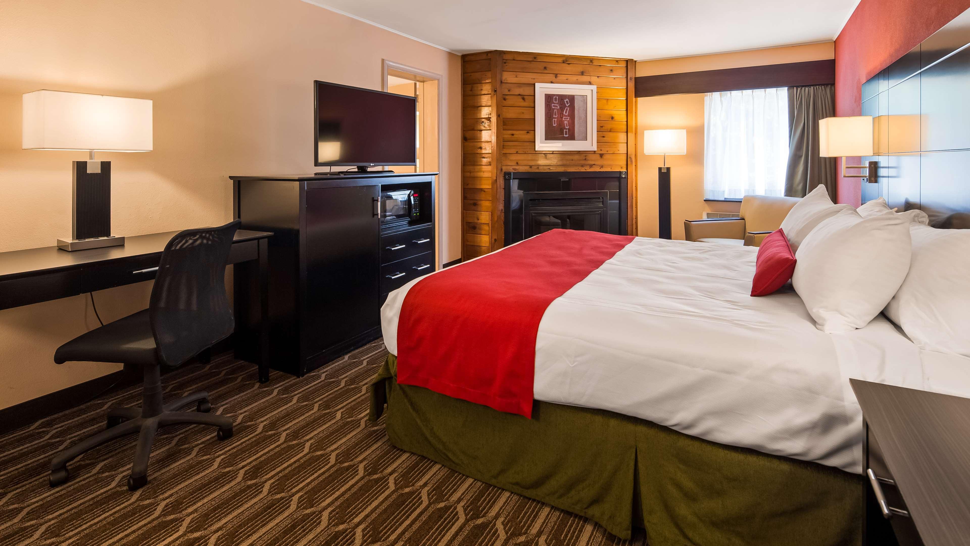 Best Western Plus Poconos Hotel