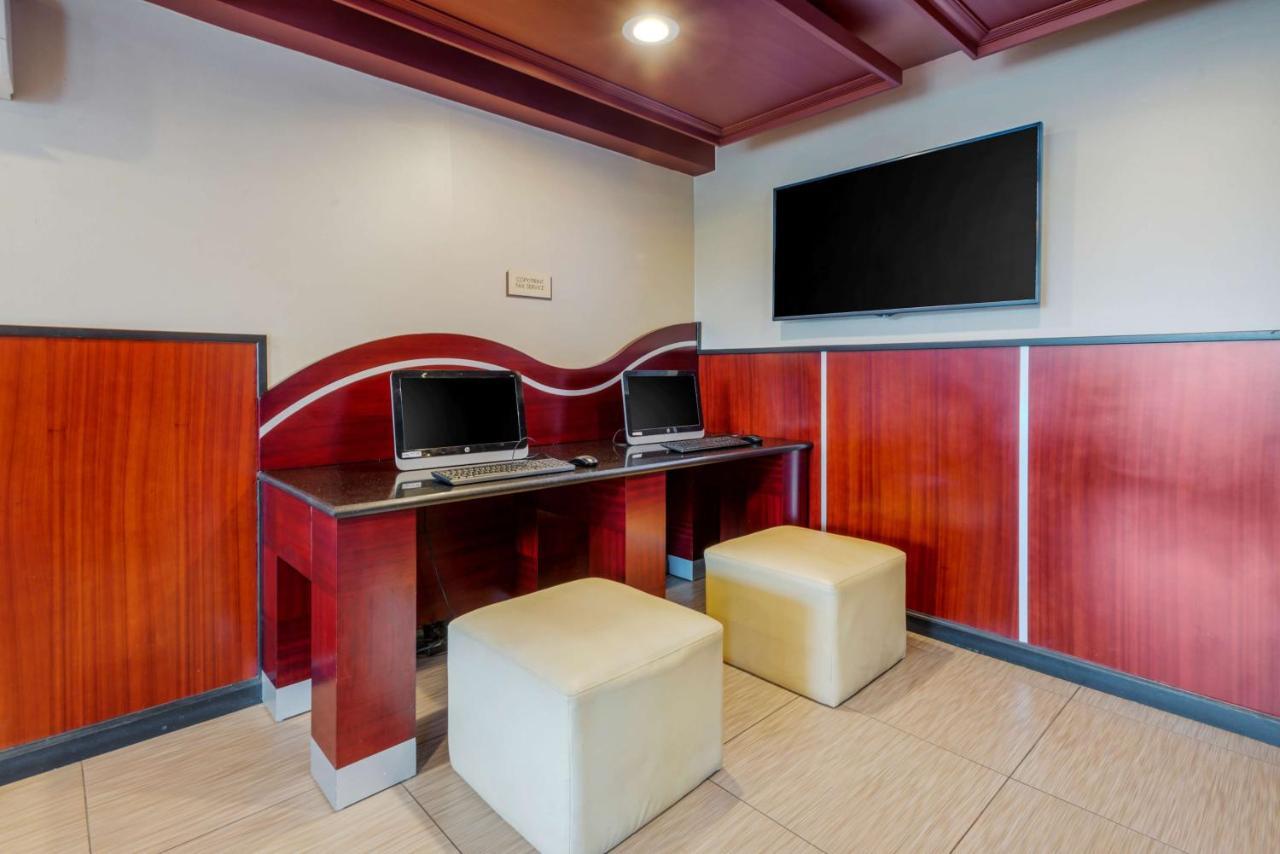 Best Western Plus Poconos